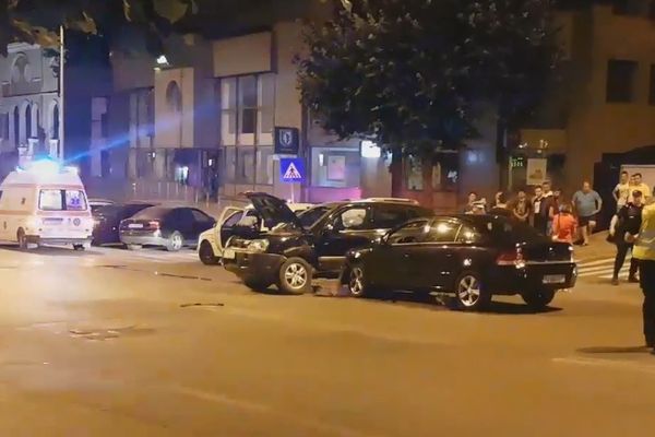 Accident pe strada Babadag din cauza neacordării de prioritate. Un om a fost rănit