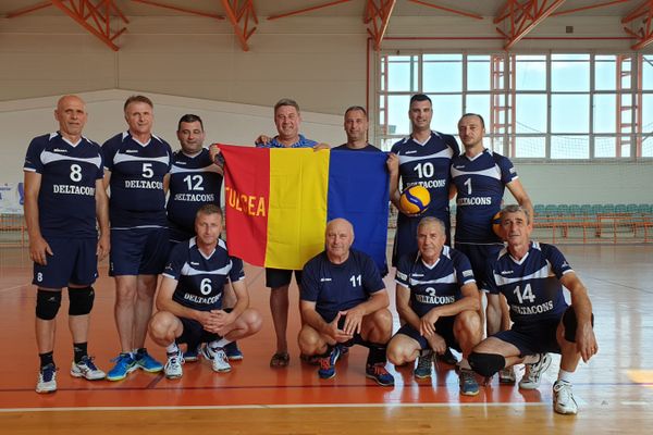 Veteranii voleiului tulcean spulberă tot ce întâlnesc în cale!