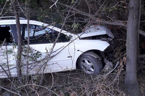 Accident rutier la Stejaru. Pasagerul a ajuns la spital