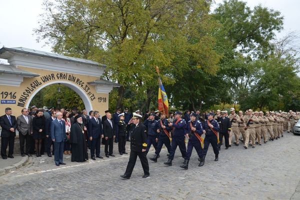  Tulcenii sunt invitaţi la Ziua Armatei