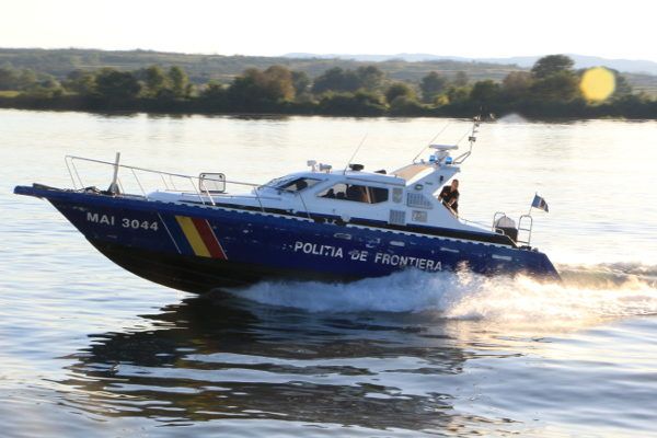 Turiști germani rătăciți în Delta Dunării, salvați de polițiștii de frontieră