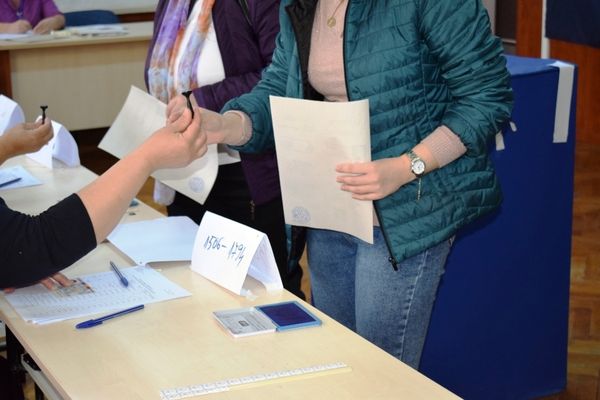 Tulcea între primele cinci judeţe din ţară care votează