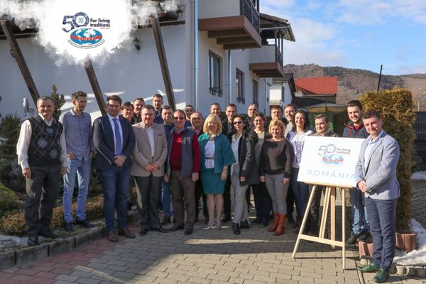 Maestrul Ștefan Coman în conducerea Conferinței Festivalurilor Internaționale de Folclor