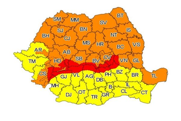 Cod roşu şi portocaliu de rafale în cea mai mare parte a României