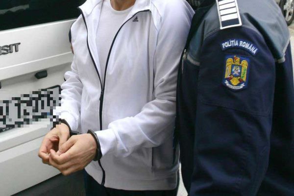 Nu a rămas nepedepsit: Arestat la 18 ani pentru tâlhărie! 