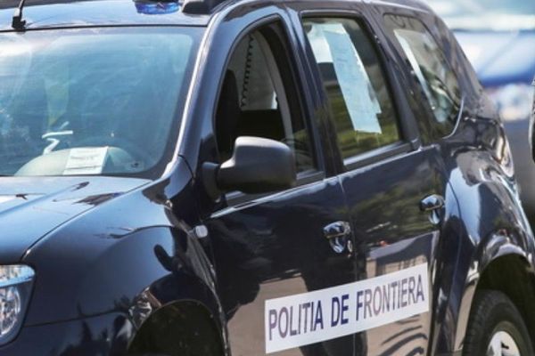 Un bărbat din judeţul Tulcea, aflat la braconaj piscicol, a fost reţinut cu focuri de armă de poliţiştii de frontieră gălăţeni