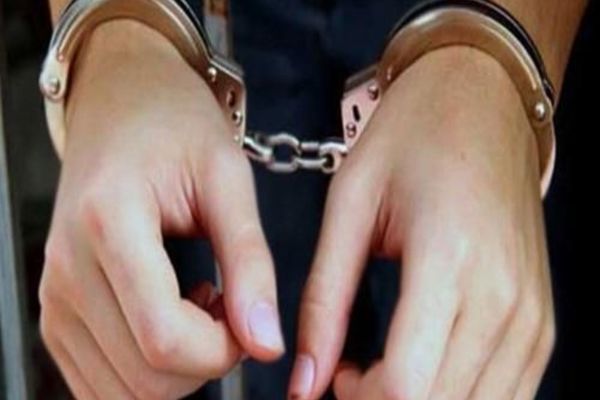    Poliţiştii tulceni l-au prins pe bărbatul care a jefuit o sală de jocuri din Greci