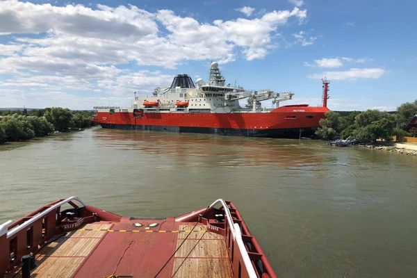 Incident naval pe canalul Sulina