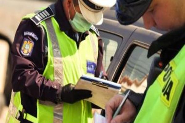 Inconștiență la volan! Șoferi prinși băuți sau fără permis