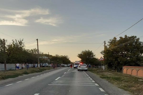 Impact fatal. Un bărbat a murit și alte două persoane rănite într-un accident rutier