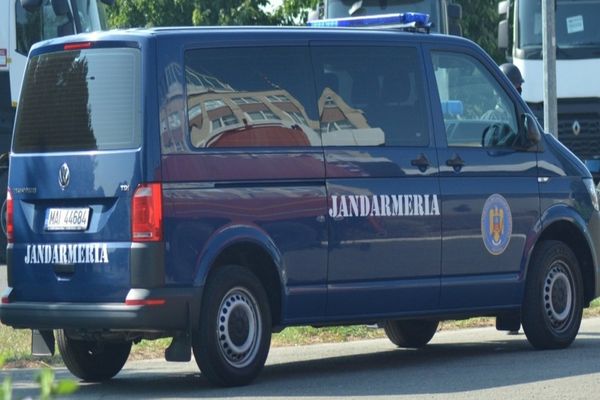 VIDEO| Braconier prins  cu 523 kg de pește, de jandarmii tulceni