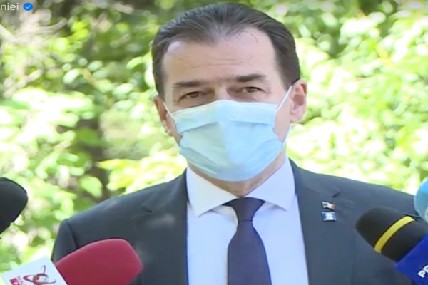 Orban, mesaj pentru protestatari: Mai bine cu mască de protecție decât cu mască de oxigen