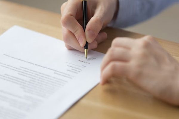 Descarcă de AICI noua declarație pe proprie răspundere!