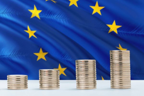Ministrul Fondurilor Europene: România a ajuns la o rată de absorbţie de 38,9%, circa 8,8 miliarde de euro