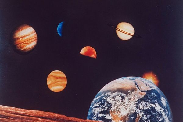 Solstițiul de iarnă are loc luni. Fenomen spectaculos, planetele Jupiter şi Saturn vizibile ca un astru dublu