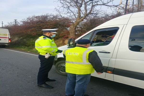 Record de amenzi date de polițiștii rutieri