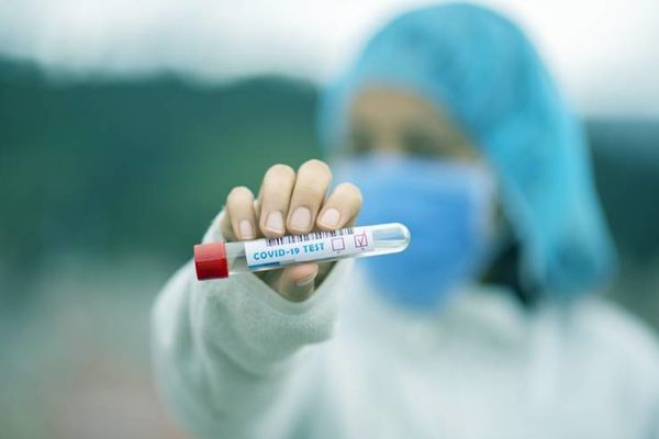 Bilanț coronavirus 17 decembrie: 5.697 de cazuri noi și 107 decese