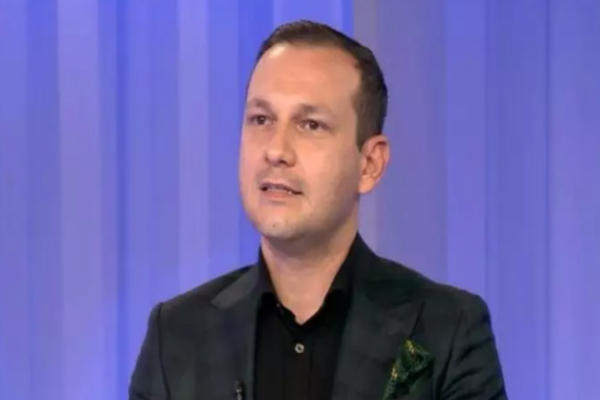 Cine se poate vaccina împotriva COVID-19. Ce se întâmplă cu cei alergici la ambrozie