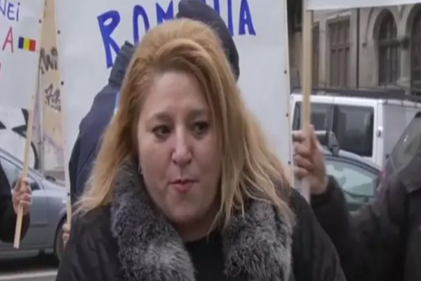 Diana Șoșoacă, RETRASĂ de la șefia Comisiei de Abuzuri din Parlament! Ce mutare politică pregătește senatoarea