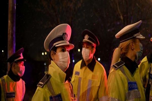 Petrecere spartă de polițiști în Tulcea