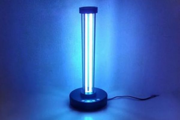 INSP: Nu este recomandată utilizarea lămpilor UV pentru dezinfecţia suprafeţelor în unităţile de învăţământ