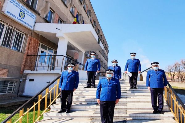 FOTO Avansări în grad la Jandarmeria Tulcea de Ziua Jandarmeriei Române