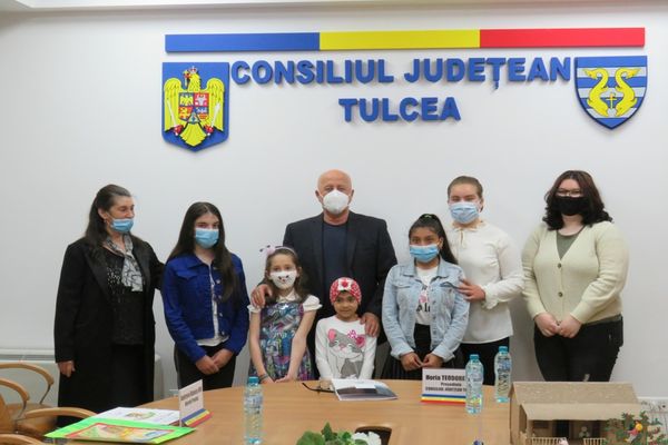 CIne sunt câștigătorii concursului „Poveștile Copilăriei“ 