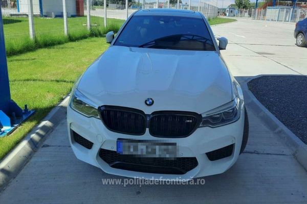 Bolid de lux căutat în Germania, descoperit de poliţiştii de frontieră tulceni