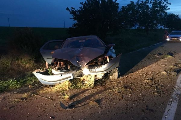 Tulcea  Accident mortal după ce o șoferiță de 19 ani a intrat cu mașina într-un copac