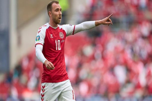 Prima poză cu fotbalistul Christian Eriksen, după stopul cardiac suferit pe teren: „Sunt bine!”