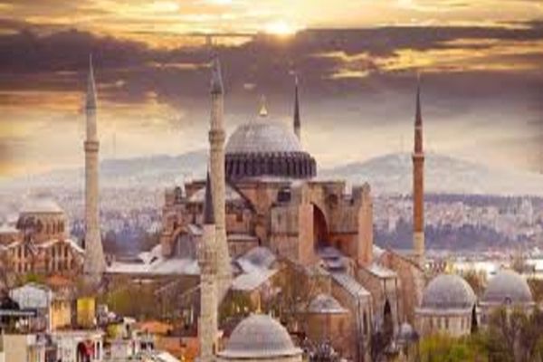 Turcia a MODIFICAT condițiilor de intrare pe teritoriul său, în contextul pandemiei de COVID-19. Ce trebuie să știe românii - Anunțul MAE