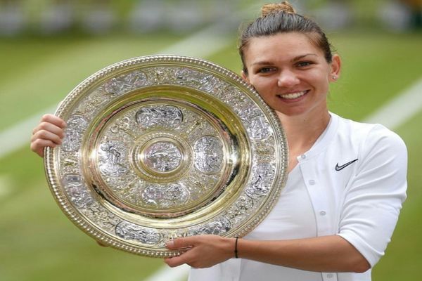Simona Halep s-a retras de la Wimbledon