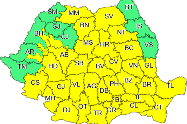 Instabilitate atmosferică în aproape toată ţara. A fost emis un nou Cod Galben
