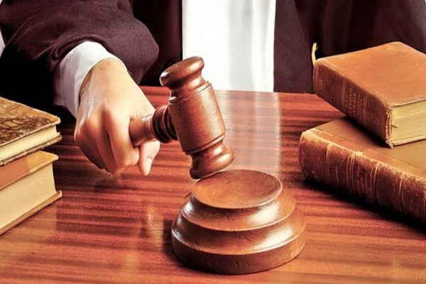 Condamnare definitivă cu executare pentru doi foști polițiști tulceni