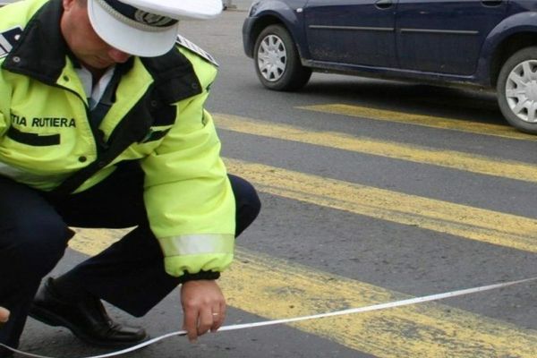 Pieton lovit în plin de un șofer de 20 de ani