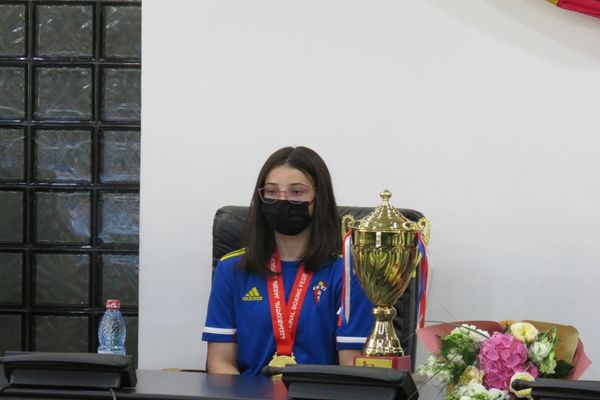  Amalia Maria Niță aduce la Tulcea aurul obținut la Campionatele Europene de Box 