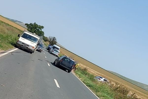 Accident pe DN22A, O persoană transportată la spital
