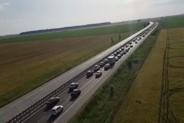 VIDEO Trafic intens spre litoral pe Autostrada Soarelui