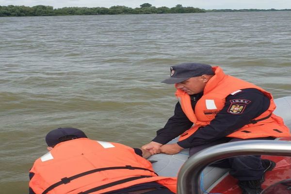 S-au reluat căutările bărbatului dispărut în Dunăre