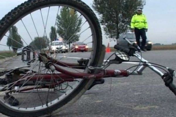 Beat mort, a căzut de pe bicicletă şi l-a „adunat” poliţia