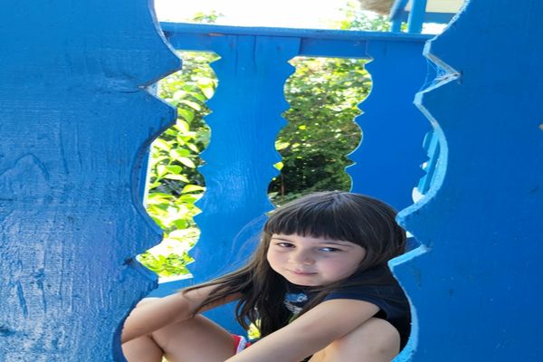 Expoziția de artă vizuală BiVers. Maria Sibel Abibula și mama sa, Laura Stroe, inaugurează Galeria de la Țară