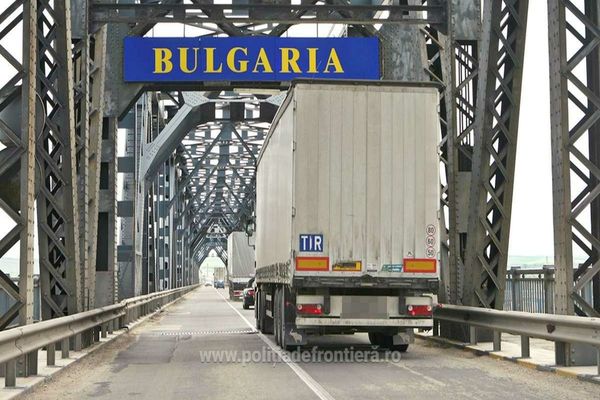 Noi reguli de intrare în Bulgaria. Românii pot intra doar prin punctele de frontieră unde se află personal medical bulgar