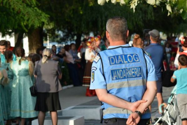 Sărbătoarea Borșului de Pește din Delta Dunării Crișan, în siguranță. Recomandările jandarmilor