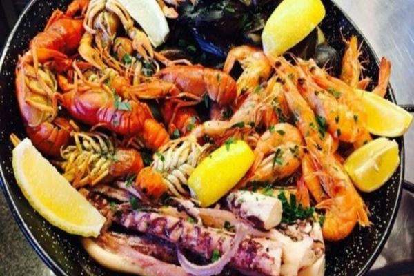 Weekendul Racilor şi al Fructelor de mare la Tulcea