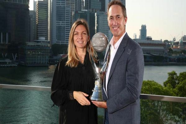 Simona Halep s-a despărțit de Darren Cahill
