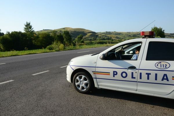 Pieton lovit de o tricicletă condusă de un bărbat de 76 de ani