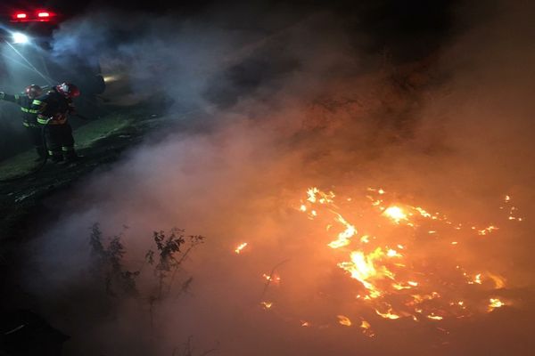 Incendiu violent în Mineri