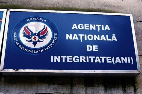 Primarul din Horia, în incompatibilitate