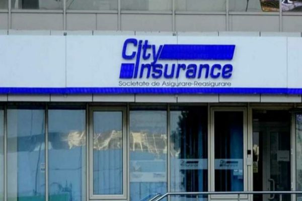 Începe plata primelor despăgubiri către păgubiţii City Insurance