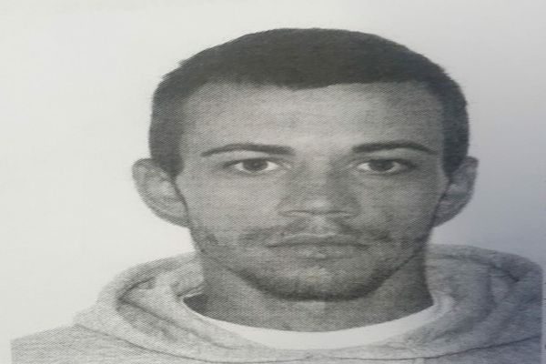 Evadatul din sediul Poliţiei Dolj, căutat toată noaptea, fără succes